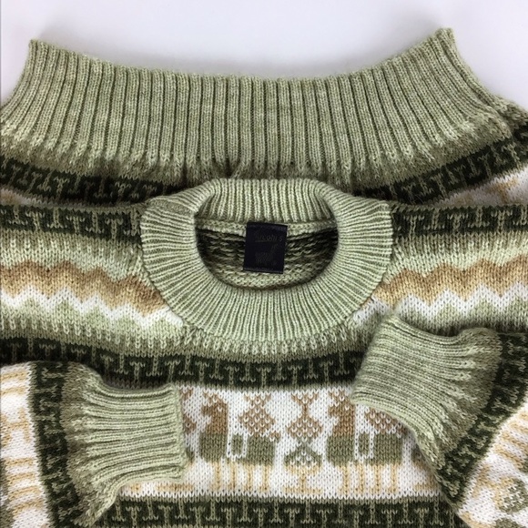 Arochi’s Alpaca Green Peruvian Sweater | Medium - Picture 4 of 9